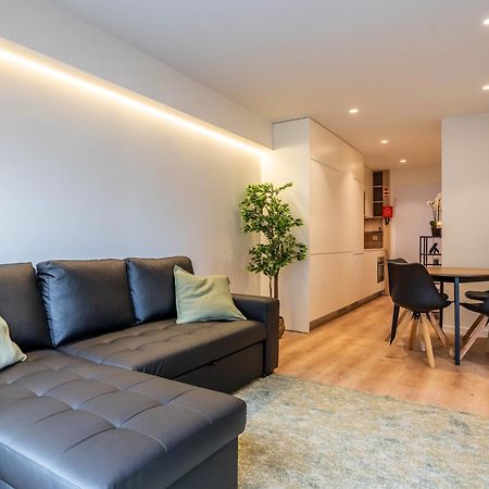 Trindade Bliss: 1Br W/ Free Parking By Lovelystay Πόρτο Εξωτερικό φωτογραφία