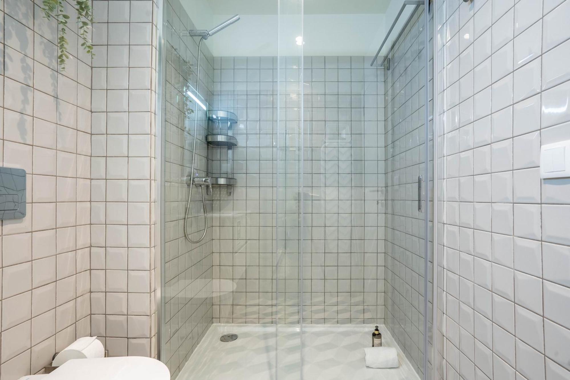 Trindade Bliss: 1Br W/ Free Parking By Lovelystay Πόρτο Εξωτερικό φωτογραφία