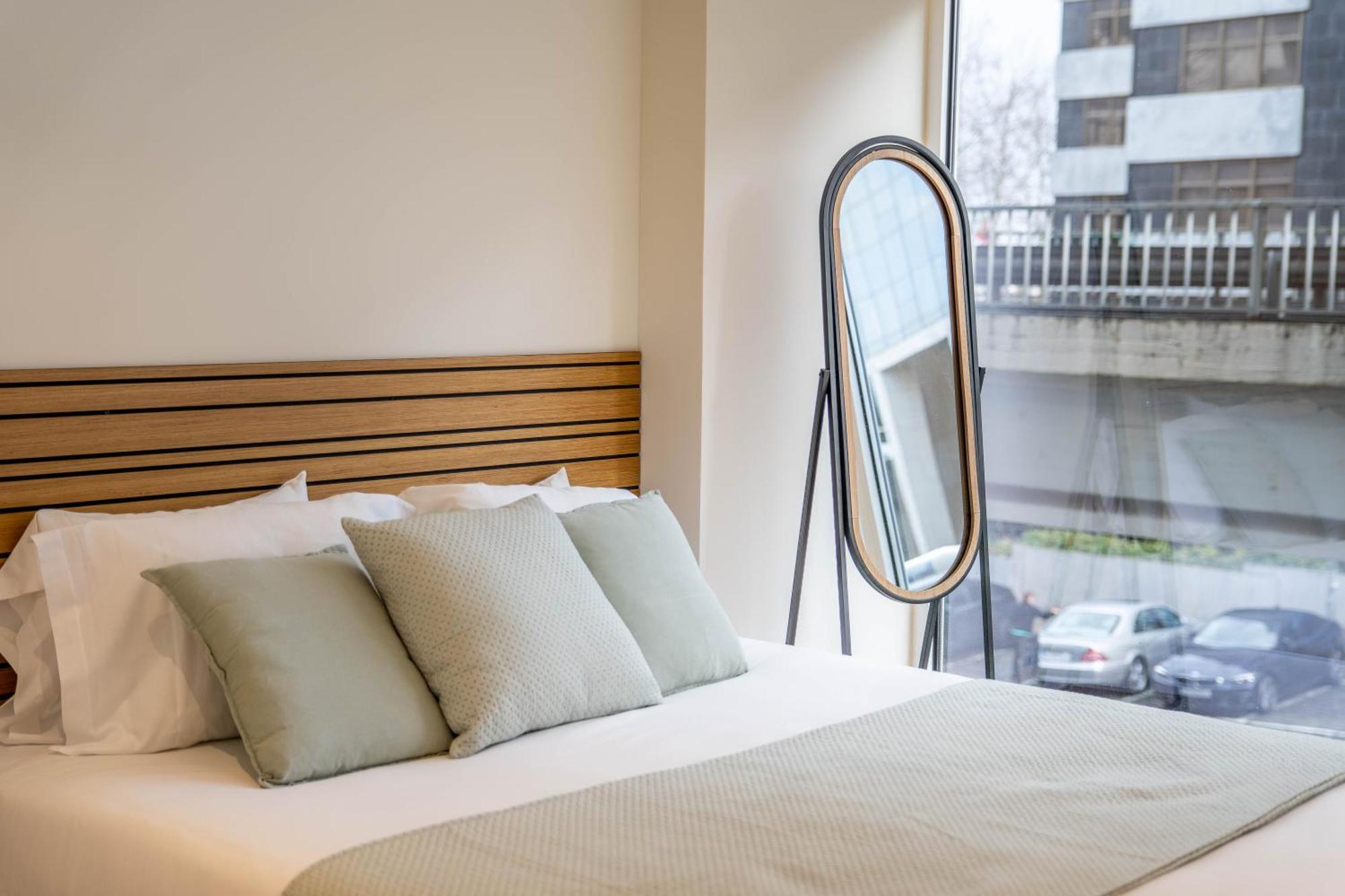 Trindade Bliss: 1Br W/ Free Parking By Lovelystay Πόρτο Εξωτερικό φωτογραφία