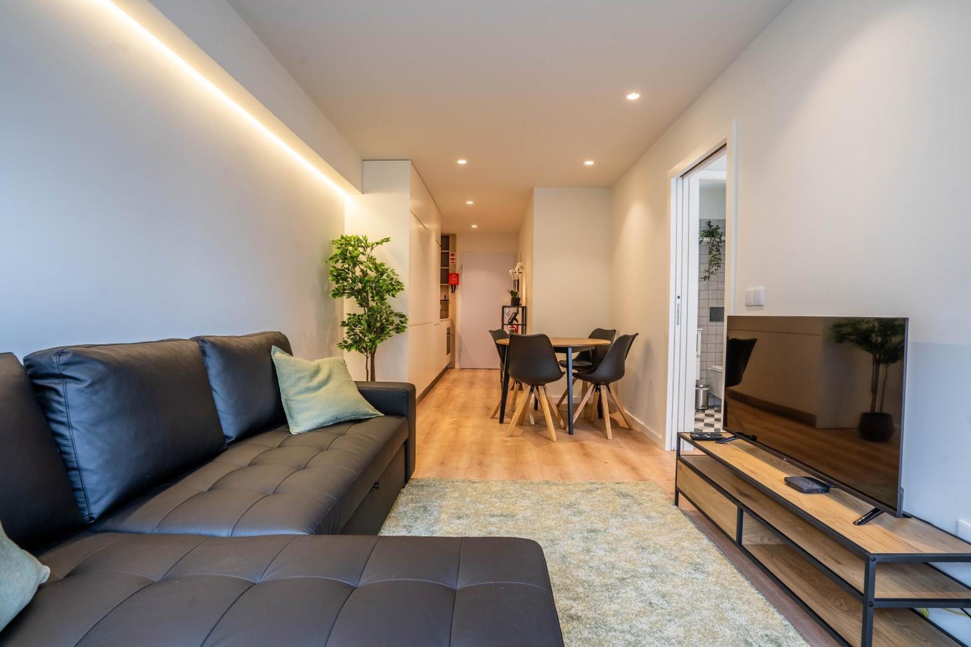 Trindade Bliss: 1Br W/ Free Parking By Lovelystay Πόρτο Εξωτερικό φωτογραφία