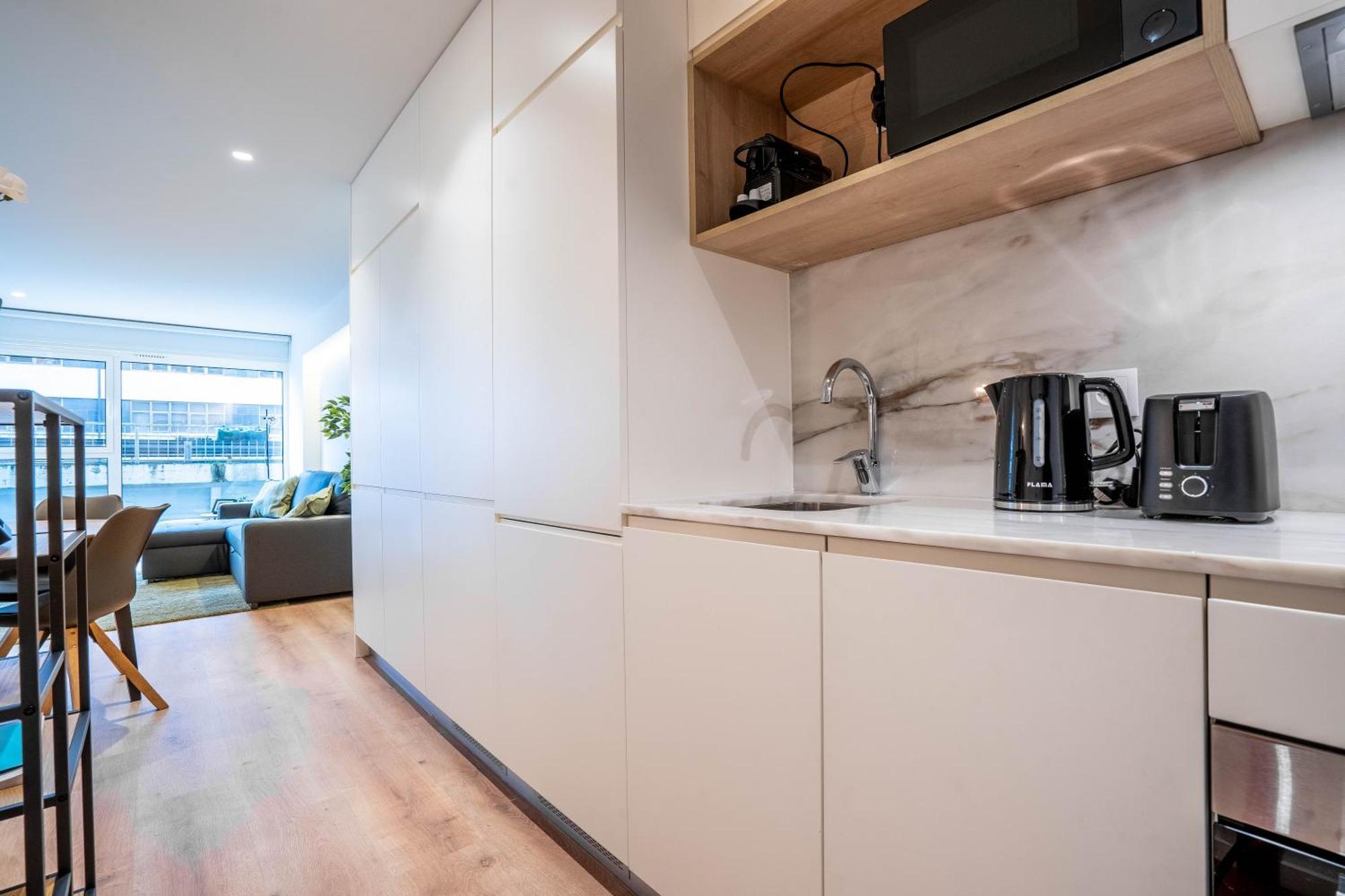 Trindade Bliss: 1Br W/ Free Parking By Lovelystay Πόρτο Εξωτερικό φωτογραφία